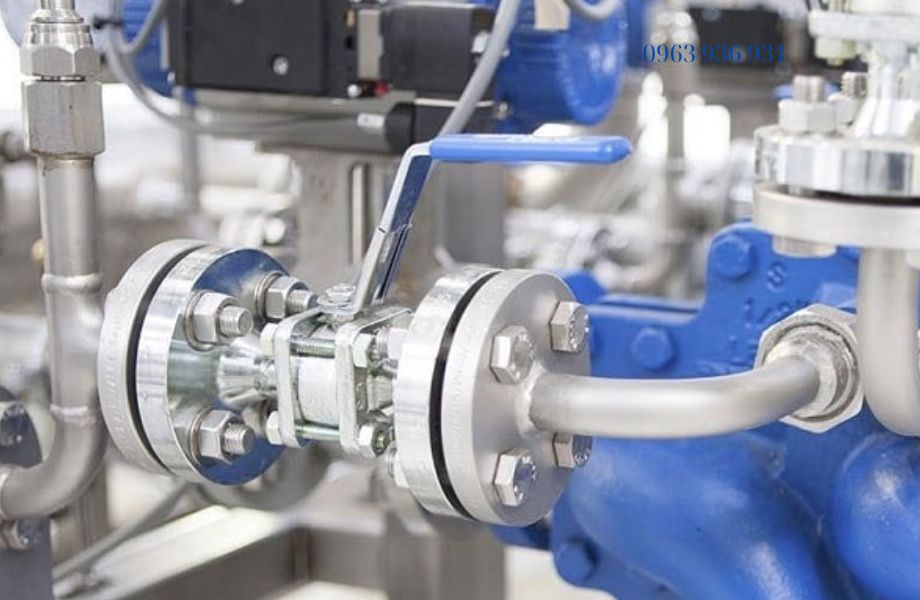 Ứng dụng mặt bích DN25 trong hệ thống đường ống